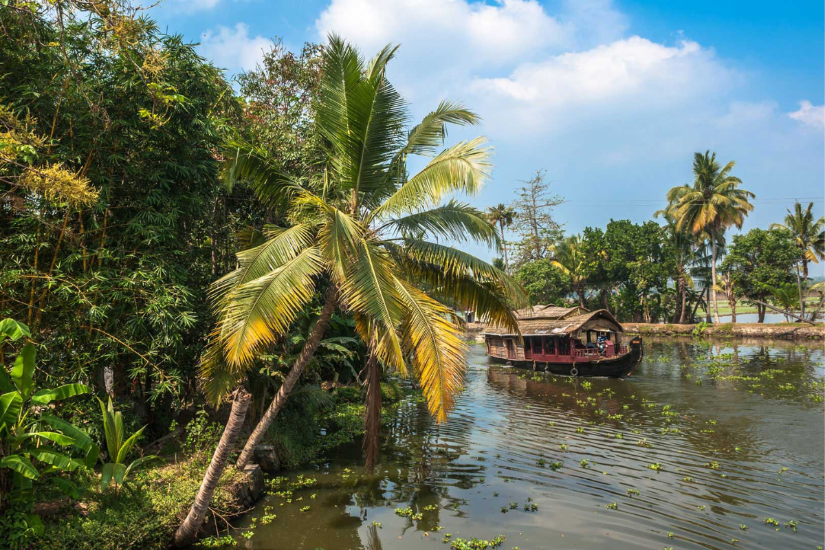 Unique Places to visit in Kerala to Get Memories for a Lifetime