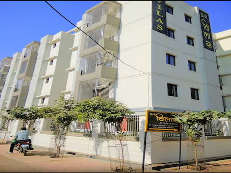Best Hotels in Vrindavan near ISKCON temple