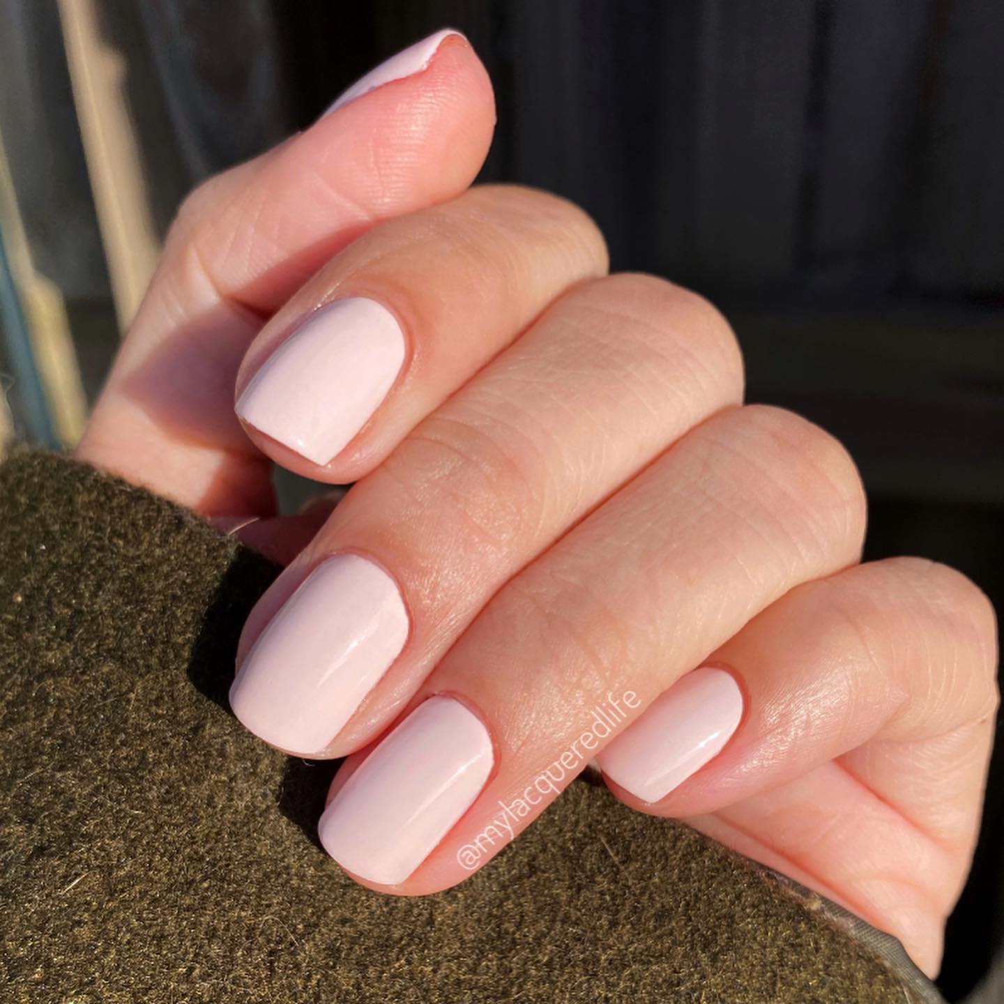 Light pink nails