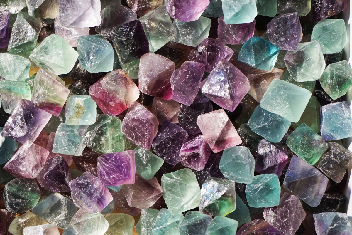 The Mesmerizing Beauty of Fluorite Crystals and Healing Properties