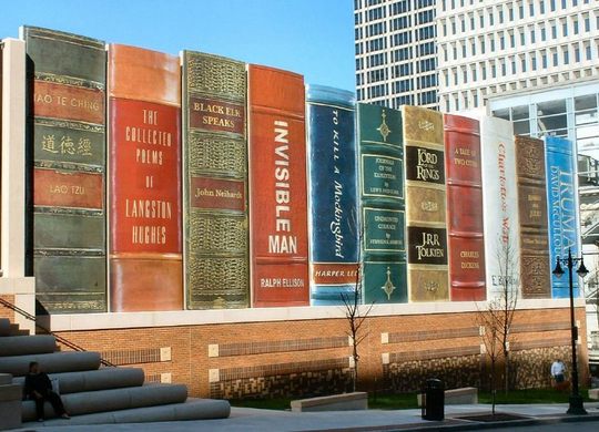 Giant Book Shelf, Kansas City Library, Kansas City