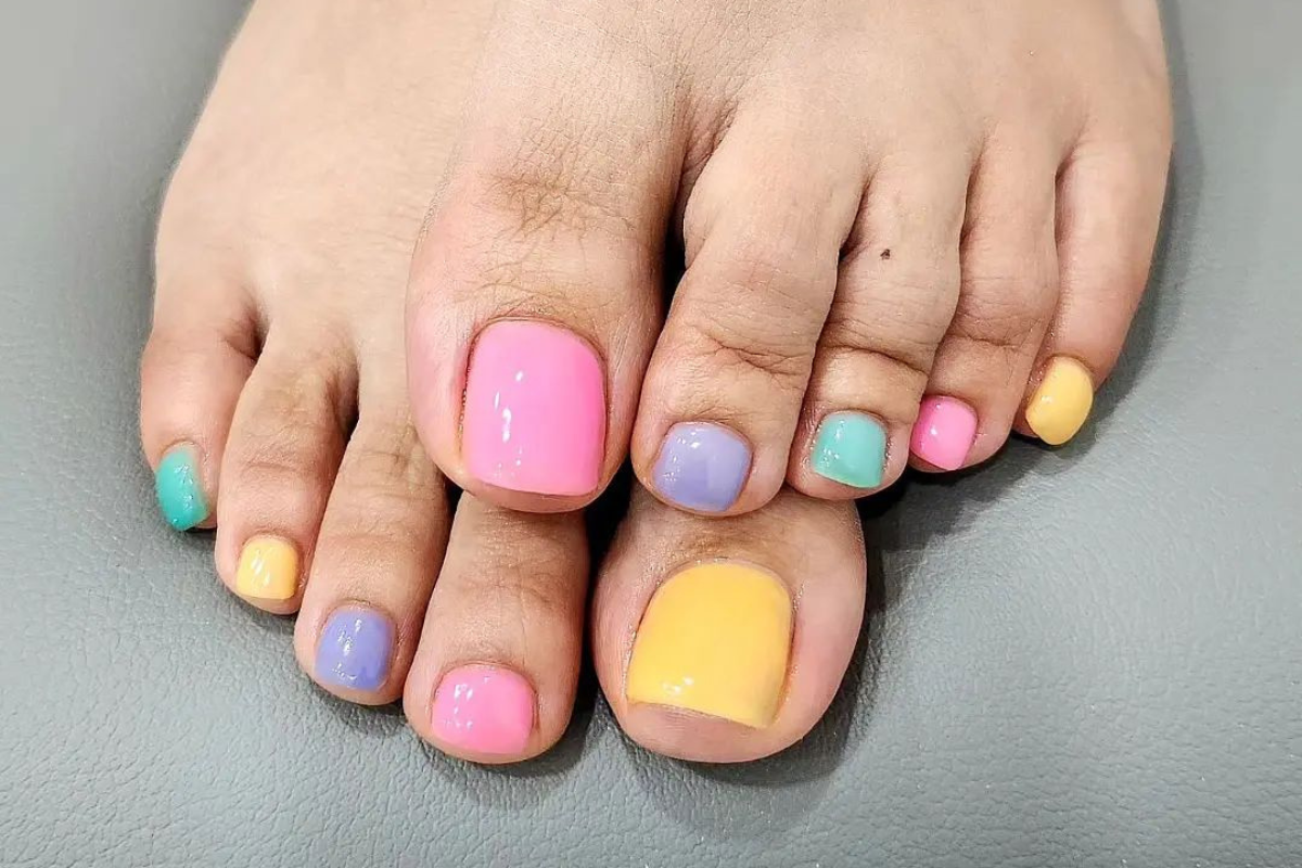 8 Toe Nail Designs You Must Try During Your Next Pedicure Session In 2023