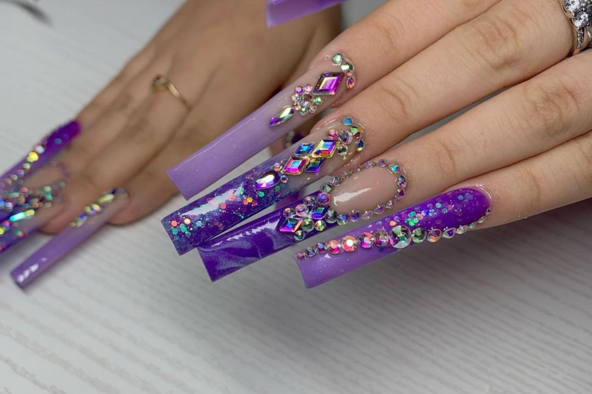 5. Rhinestone Nail Art Pictures - wide 6