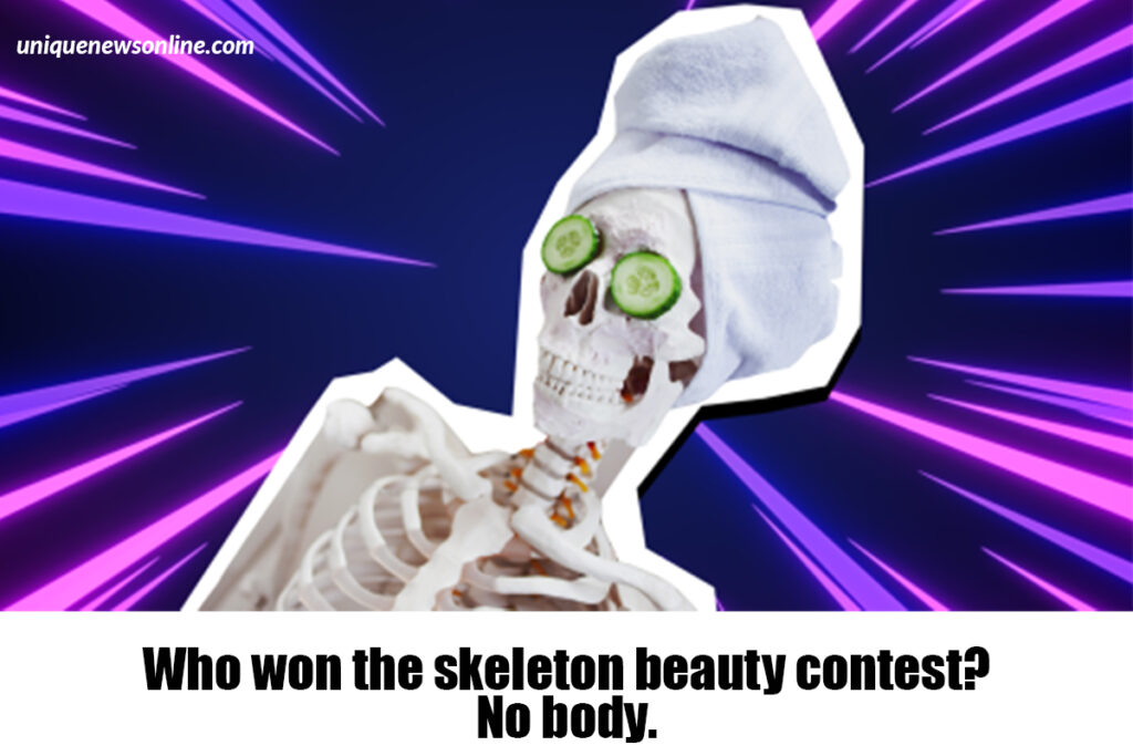 What do you call a skeleton that plays piano?

A skull-tist!