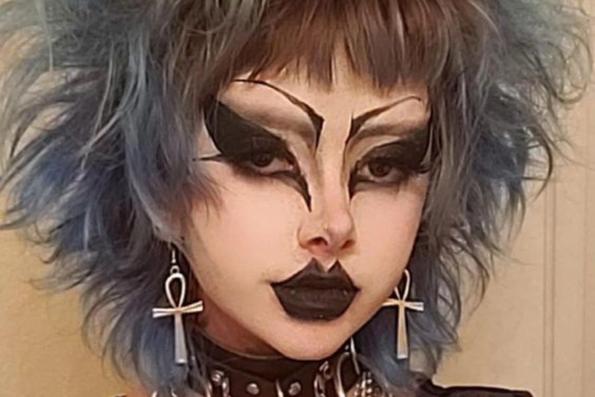 8 Trad Goth Makeup Looks To Try Out For A Grunge Aesthetic In 2023