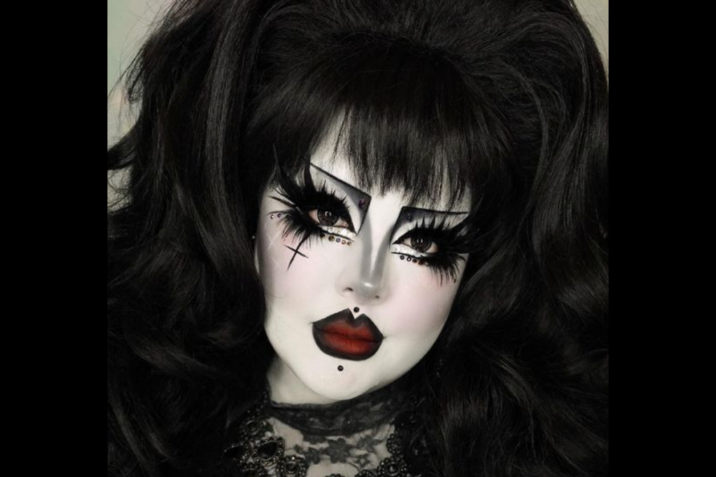 Ombre Trad Goth Makeup