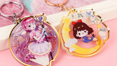 Customized or Clear? The Pros and Cons of Acrylic and Custom Keychains