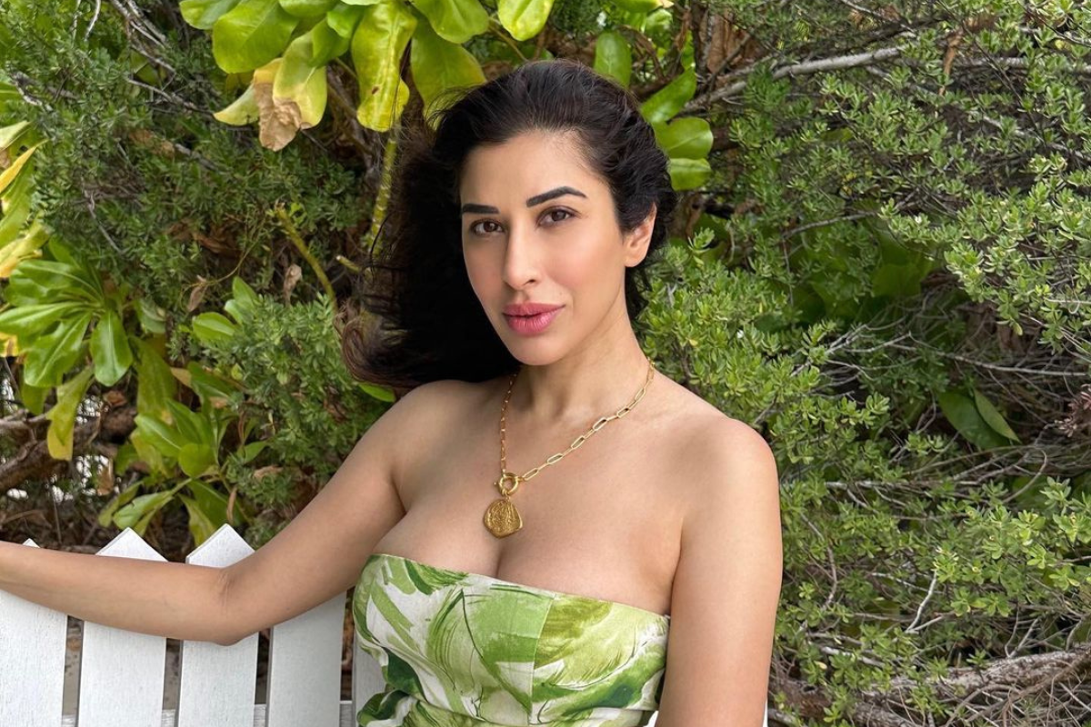Sophie Choudry Looks Beach Ready In Tropical White and Green Outfit