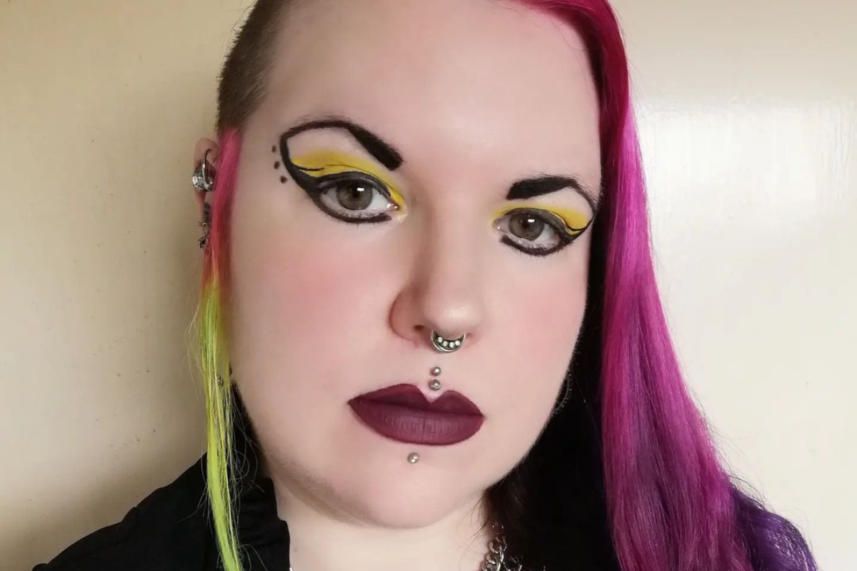 15 Goth Makeup Looks To Get A Punk Appearance In 2023