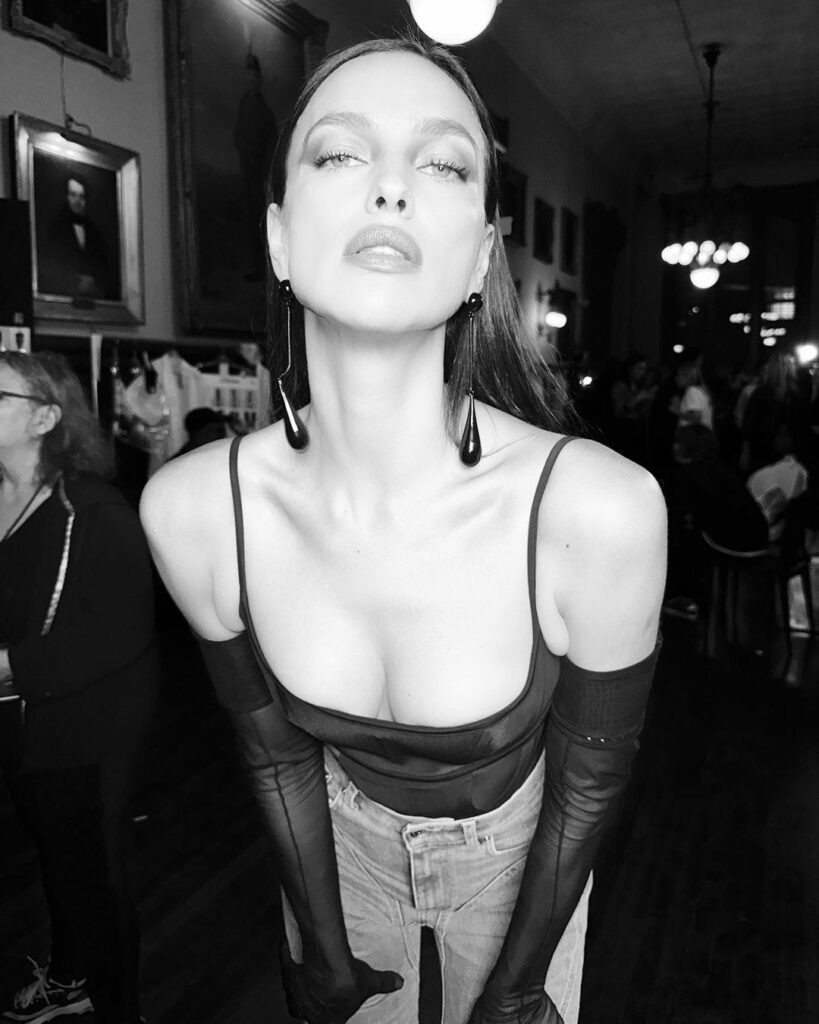 Irina Shayk cleavage