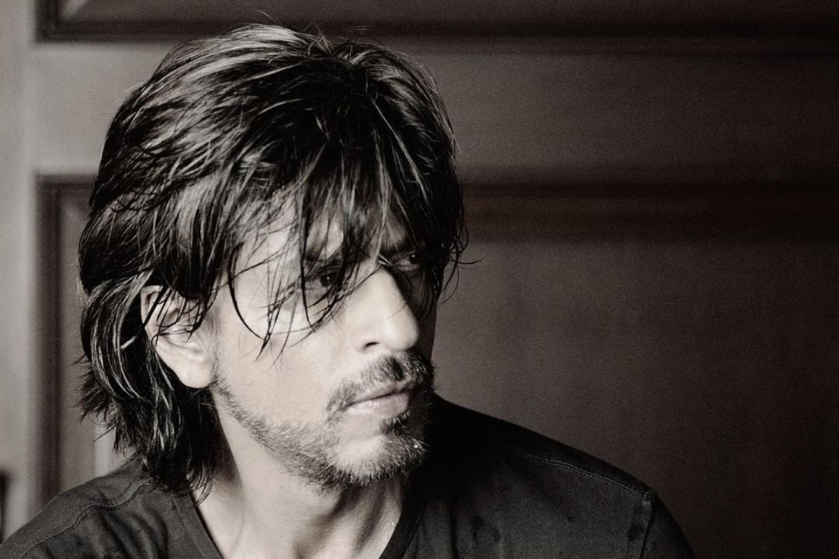SRK Net Worth In Rupees (2023) - Here's How Much 'The King of Bollywood' Makes