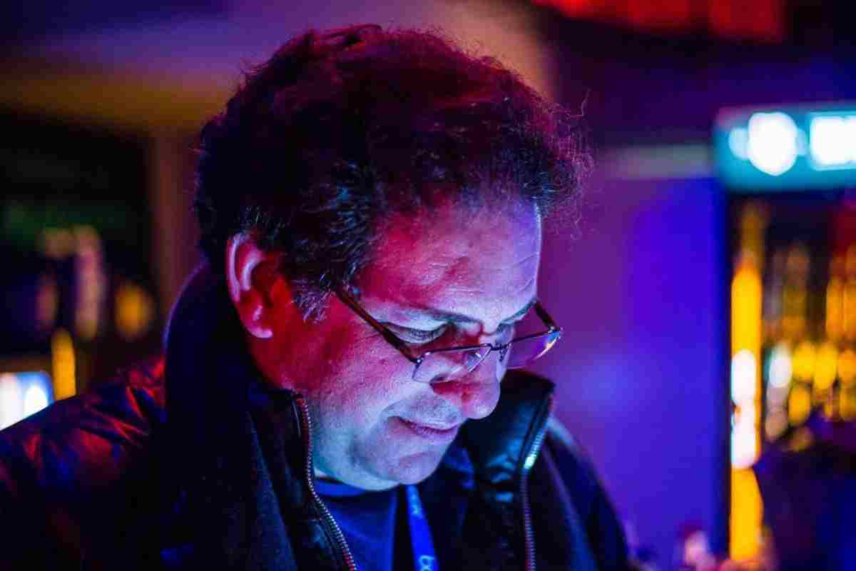 Is Kevin Mitnick Dead? Hacker's Death Cause, Obituary, Wife, Children, and More