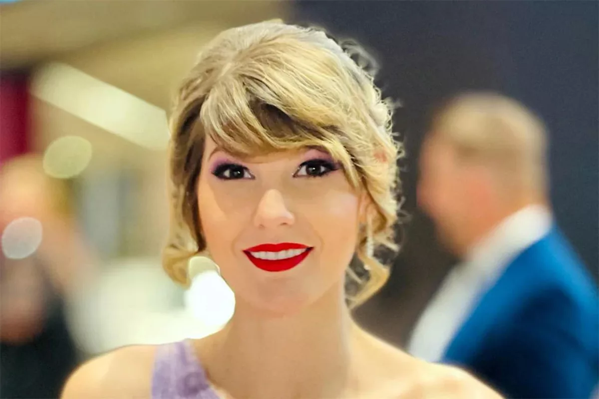 Taylor Swift Lookalike Ashley Leechin Pictures: Ashley Leechin Before and After Plastic Surgery