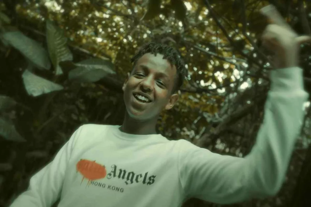 Adouli Skjuten Död Video: Is The Young Rapper Dead In A Shooting? What Happened To Him