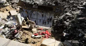 40 Palestinians killed in Israeli raids in Gaza