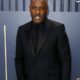 Idris Elba jokes in SAG monologue that he got 'kicked out' of De Niro's office