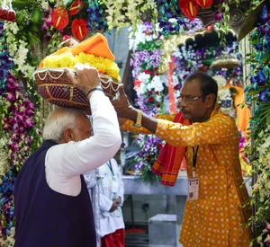 PM Modi visits Beyt Dwarka temple in Gujarat ahead of project launches