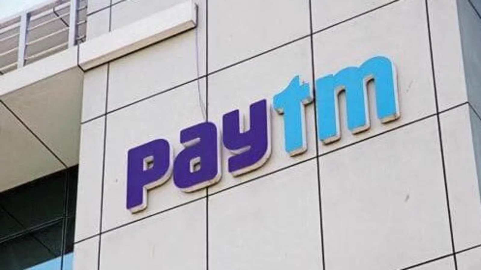 Paytm shifts nodal account to Axis Bank; Soundbox, Card machine to continue working even after March 15