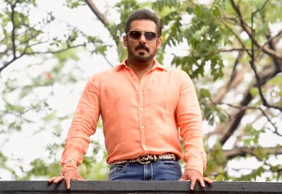 Salman bats for Celebrity Cricket League, says it unites the film fraternity