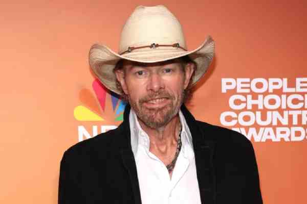 Toby Keith Hospice Video: Viral TikTok Accusations Claim It's Real