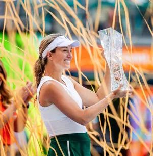 Collins topples Rybakina in Miami final to win WTA 1000 title