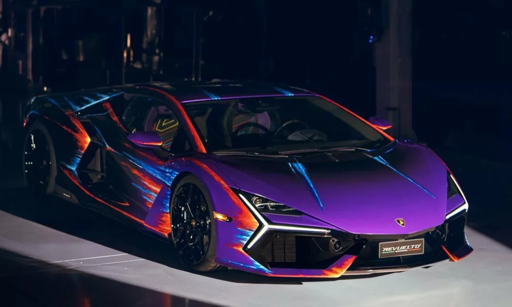 Lamborghini CEO eyes opportunity with ICE tech beyond 2030, higher India sales