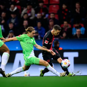Leaders Leverkusen overpower hapless Wolfsburg in Bundesliga