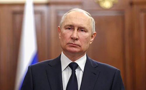 Putin hits back at US for criticising Russian poll process