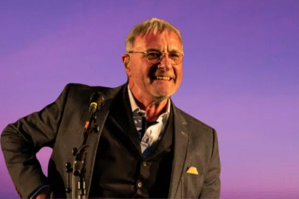 Steve Harley Net Worth 2024: How Much is the English singer-songwriter Worth?