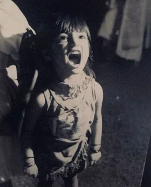 Athiya Shetty shares childhood picture, Netizen ask when baby is arriving