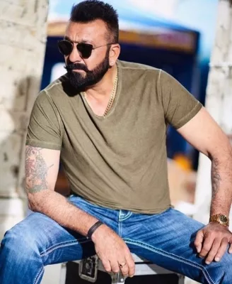 'Not joining any party or contesting elections', Sanjay Dutt puts rumours to rest
