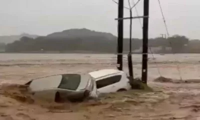 Oman Flash Flood Videos: 13 Killed, Vehicles Swept Away as Heavy Rains Lash Oman